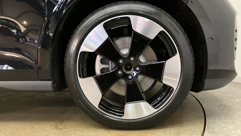 Volkswagen ID. Buzz 210kW Style Pro 79kWh 5dr Auto Electric Estate